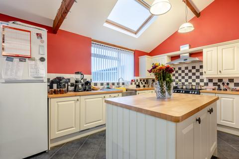 6 bedroom detached house for sale, Gimingham Road, Trunch, North Walsham