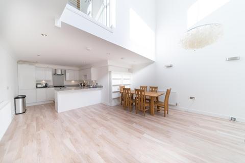 1 bedroom maisonette to rent, Cable Street, London, E1