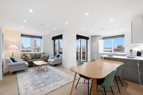 2 bedroom flat to rent, Hyde Apartments, 1 Hyde Lane, London