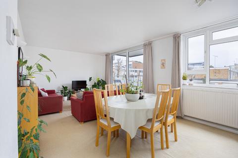 undefined, Grosvenor Court, Rayners Road, London