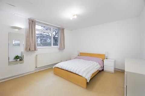 undefined, Grosvenor Court, Rayners Road, London