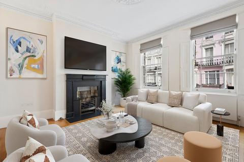 4 bedroom end of terrace house to rent, Chalcot Crescent, Primrose Hill, London