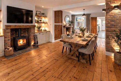 4 bedroom end of terrace house for sale, Brockenhurst Road, Ascot, Berkshire, SL5