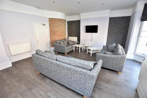 undefined, Market Street, Nottingham, NG1
