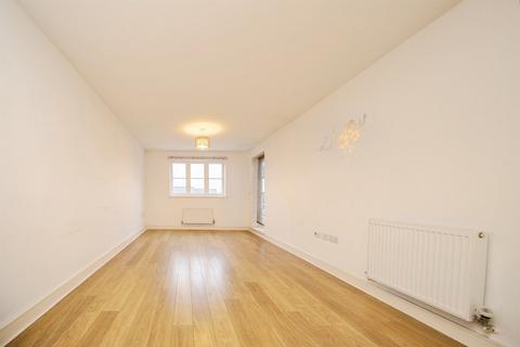 2 bedroom flat for sale, Clarendon Way, Colchester