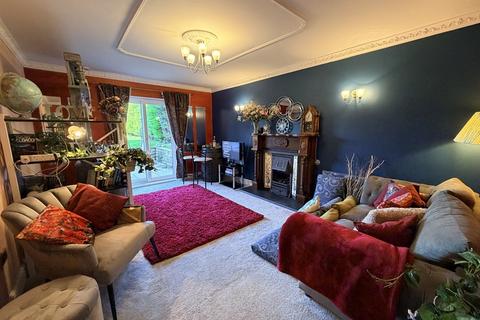 5 bedroom detached house to rent, Three Crosses, Joiners Road