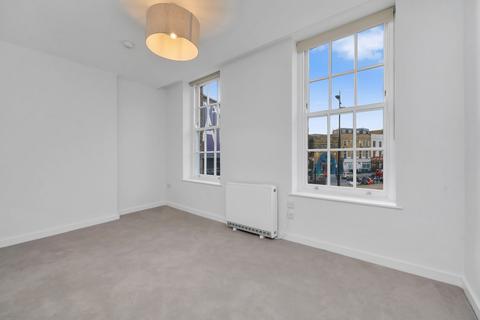 1 bedroom flat to rent, Camden Road, London