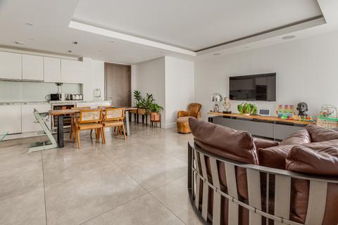 2 bedroom flat to rent, Distillery Wharf, Regatta Lane, London