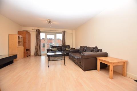 2 bedroom apartment to rent, Royal Plaza, Sheffield, S1