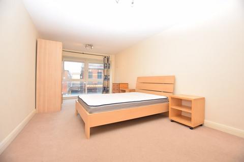 2 bedroom apartment to rent, Royal Plaza, Sheffield, S1