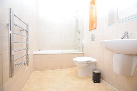 2 bedroom apartment to rent, West One Central, Sheffield, S1