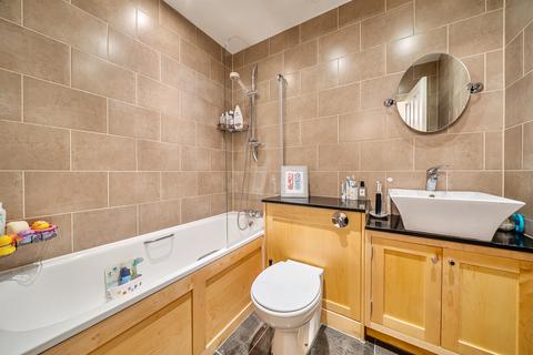 1 bedroom flat for sale, Beningfield Drive, London Colney, St. Albans