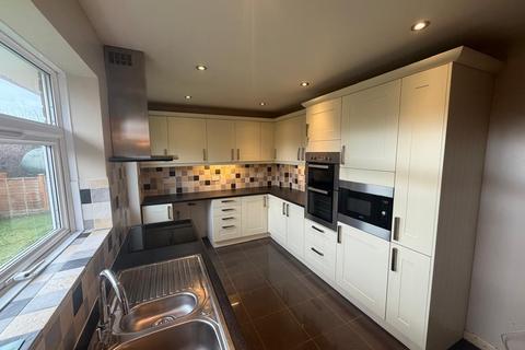 undefined, Huntham Close, Taunton, TA3