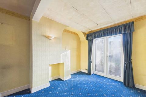 undefined, Byward Avenue, Feltham, Middlesex, TW14