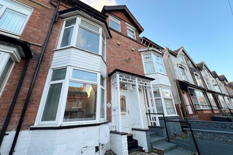 1 bedroom in a house share to rent, Other Road, Redditch, B98