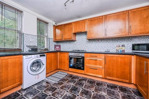 3 bedroom apartment for sale, Livingston Drive, Liverpool