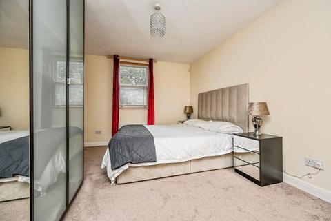 3 bedroom apartment for sale, Livingston Drive, Liverpool
