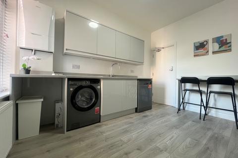 1 bedroom terraced house to rent, Mount Pleasant, Redditch, B97