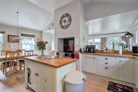 undefined, Salisbury Road, Netheravon, Salisbury