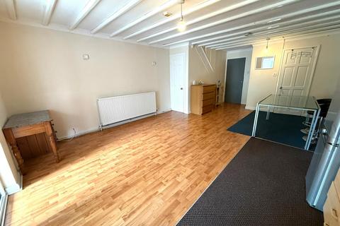 undefined, Waltham Close, Nottingham, NG2