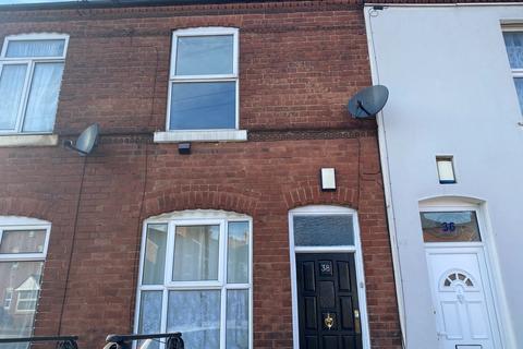 3 bedroom property to rent, West Bromwich Road, Walsall