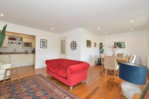 undefined, Budgenor Lodge, Midhurst, GU29