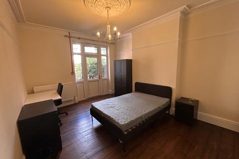 undefined, Stirling Road, Birmingham, B16