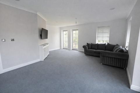 2 bedroom apartment to rent, Essex CO2