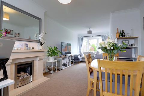 undefined, Lonsdale Avenue, Brentwood, CM13