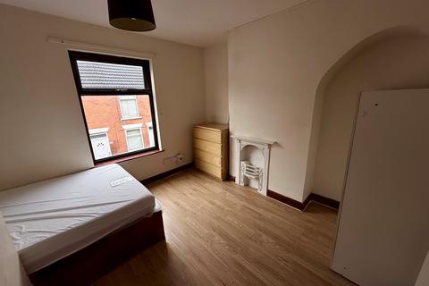 undefined, College Street, GRANTHAM, NG31