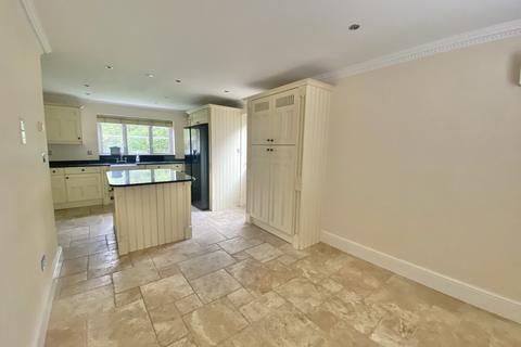 undefined, Henry De Grey Close, Grays, RM17