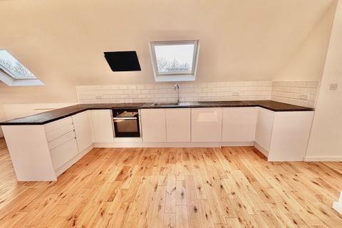 2 bedroom apartment to rent, Park Road, Beckenham BR3