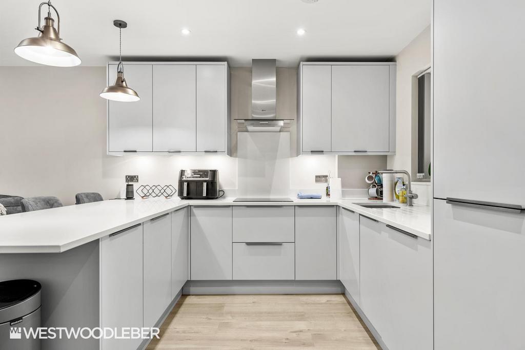 Astoria Place 20.jpg
