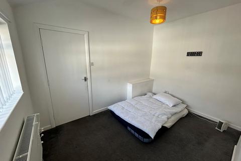undefined, Huntly Road, Liverpool, L6