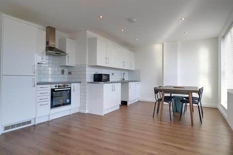 1 bedroom flat to rent, High Street, BRENTWOOD, CM14