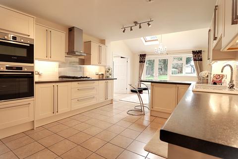undefined, Chelmsford Road, Brentwood, CM15