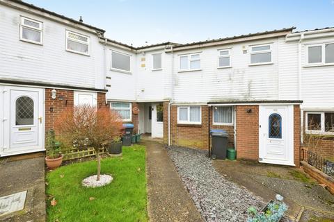 2 bedroom maisonette for sale, Sycamore Field, Harlow