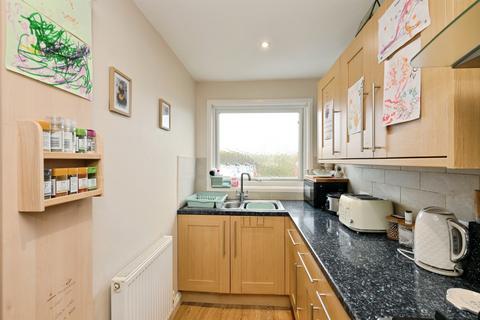 2 bedroom maisonette for sale, Sycamore Field, Harlow