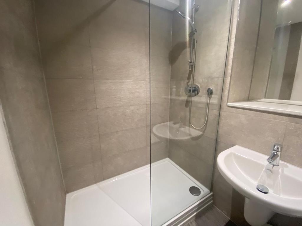 En-suite Bathroom