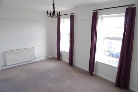 2 bedroom flat to rent, Orchard Parade, Willingdon, BN20