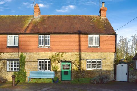 2 bedroom end of terrace house for sale, Lower Weald, Calverton, Milton Keynes