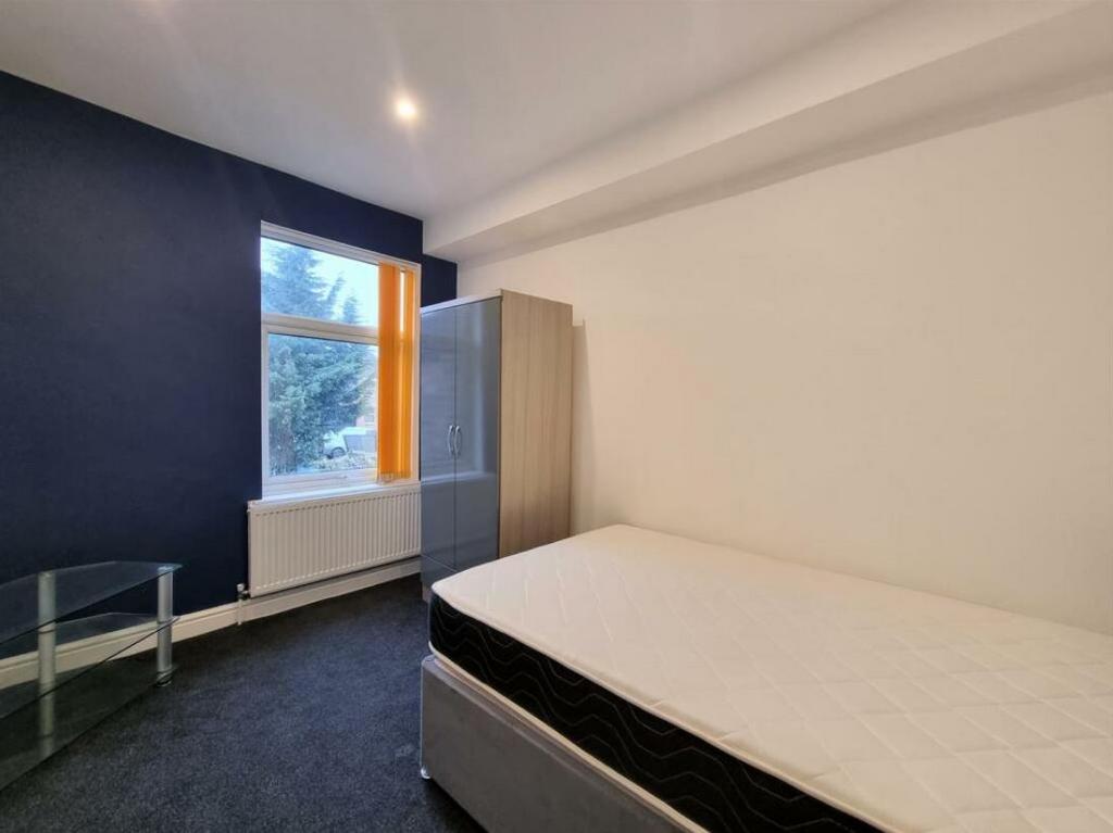 Russell room 2