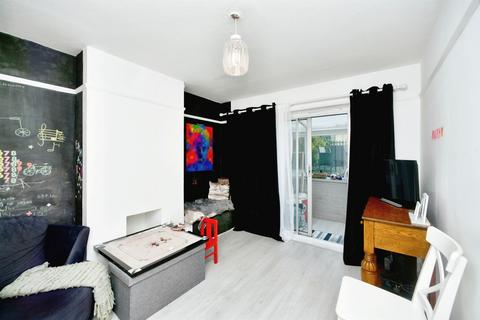 3 bedroom end of terrace house for sale, The Rose Walk, Newhaven