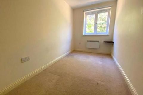 2 bedroom flat to rent, Gregory Gardens, NORTHAMPTON