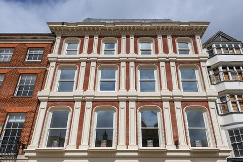 undefined, Cathedral Yard, EXETER
