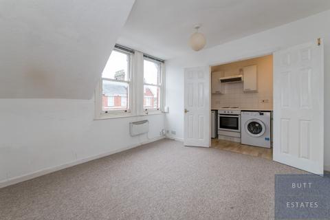 undefined, Exeter EX4