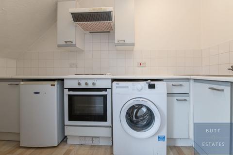undefined, Exeter EX4