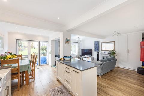 3 bedroom semi-detached bungalow for sale, Park Rise, Harpenden