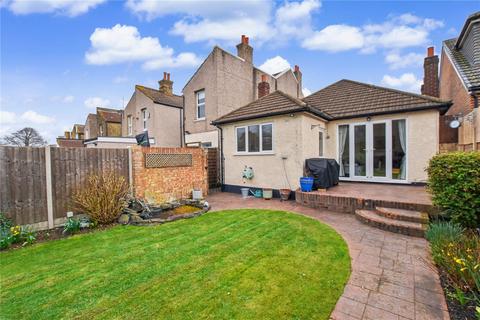 2 bedroom bungalow for sale, Dallin Road, Bexleyheath, DA6