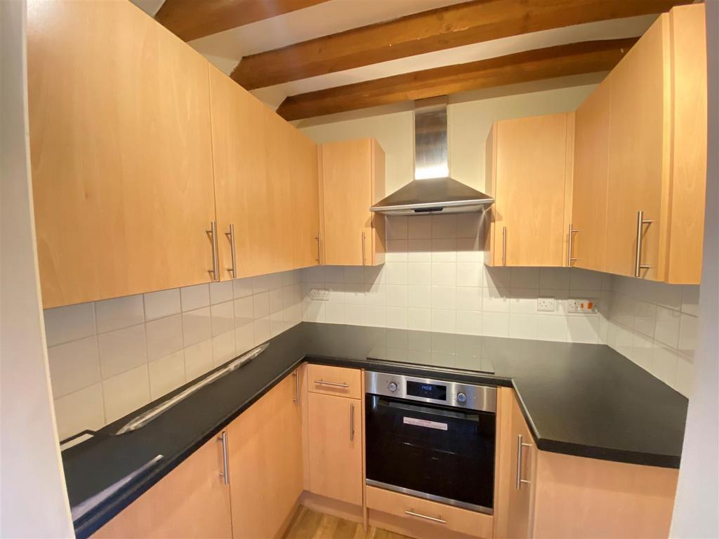 Kitchen Hal.jpg